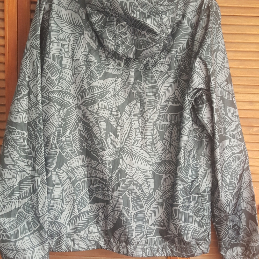 Resolution Performance Windbreaker - image 6